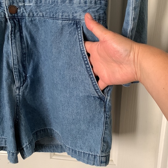 Forever 21 Long Sleeve Denim Romper Size L 🌷🪷🌻 - Picture 3 of 13